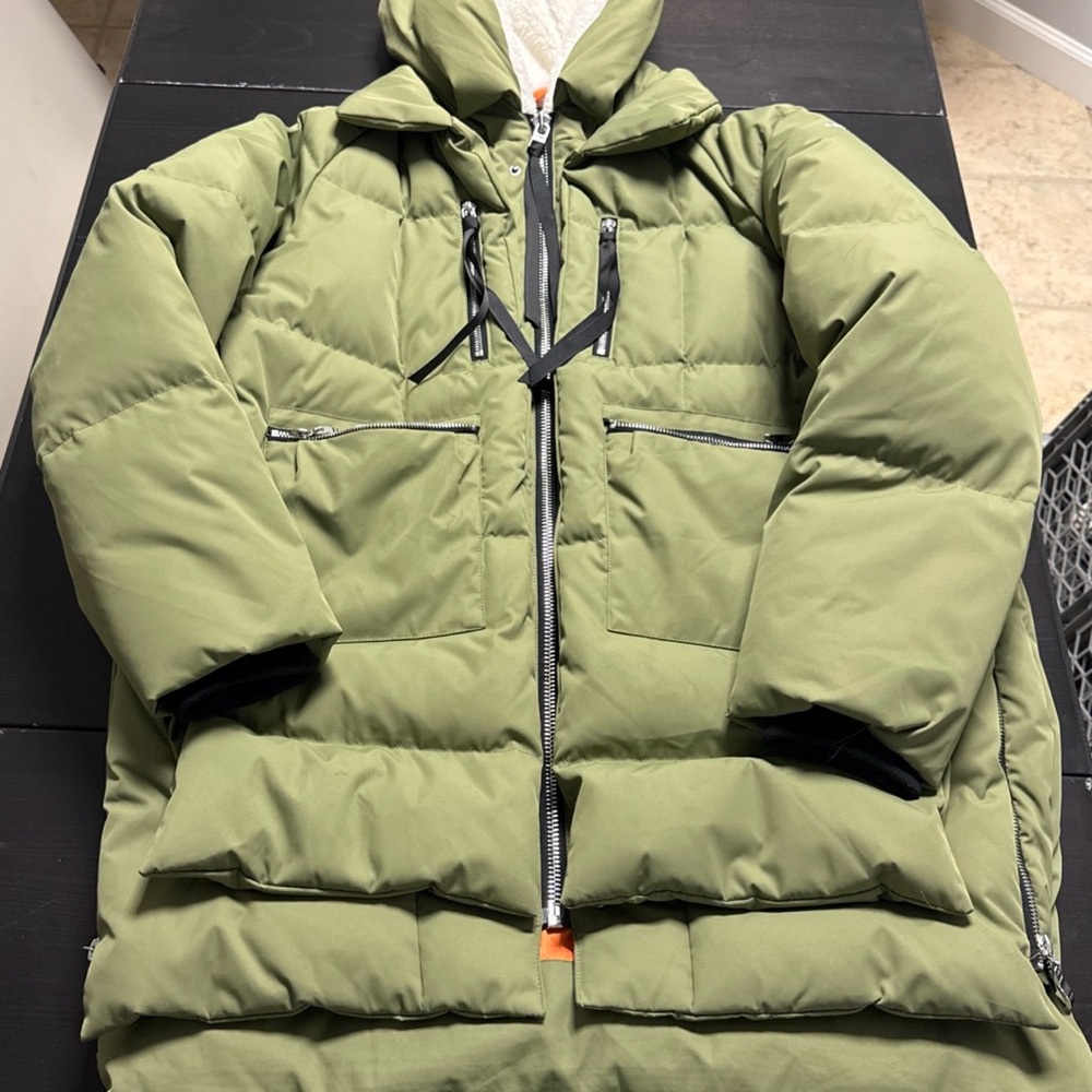 OLAY Green Puffer Jacket